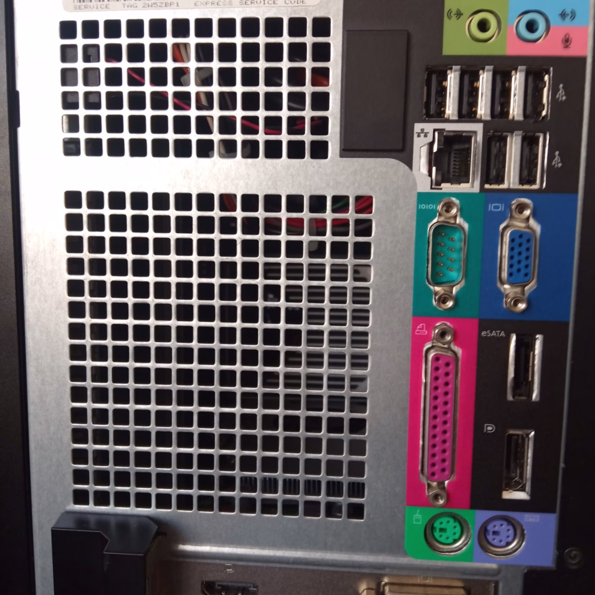 Computador DELL OPTIPLEX 980 | Intel i5 de 1ra Gen. | 8GB RAM | Disco 128Gb SSD + 250GB HDD | Tarjeta de video GeForce GT330 de 1 GB | Renovado - Imagen 7