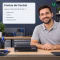 Escena ilustrativa de técnico sonriente con Lenovo ThinkCentre M75q Gen 2 y áreas de revisión: temperatura, puertos, rendimiento y limpieza general.